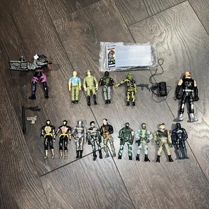 Lote De 15 Figuras De Acción De Colección GI Joe - Rickles Klaw Hit & Run - Algunos Cuerpos - Imagen 1 de 7