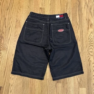 Vintage Tommy Hilfiger Nylon Shorts Men’s Size 32 Baggy Loose Skater USA Y2K - Picture 1 of 13