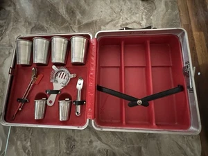 Vintage 1960s Portable Travel Suitcase Briefcase Bar Platt Cocktail Kit NO KEY - Picture 1 of 8