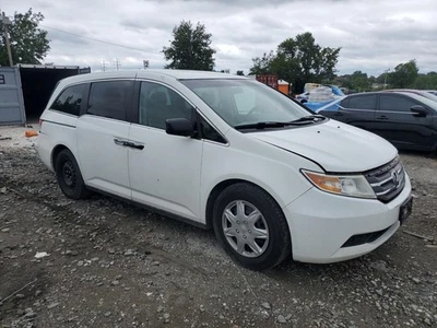 Used Air Cleaner Assembly fits: 2013 Honda Odyssey  Grade A - Image 1 of 4