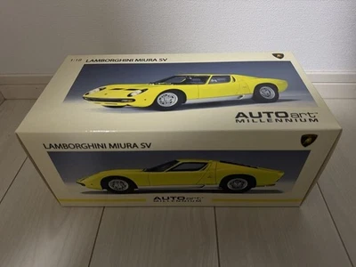 AUTOart 1/18 Lamborghini Miura SV Yellow Diecast Model Car 74541 porte aperte - Immagine 1 di 4