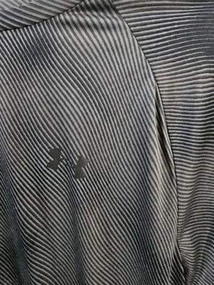 Camisa negra con estampado de linóleo Under Armour Tech para hombre talla 4XL NUEVA Foto 1 de 2