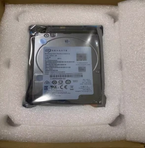 EMC D4-2S10-1800 005053362 005053365 1.8TB SAS 10K 1.8T hard drive w/tray - Picture 1 of 3