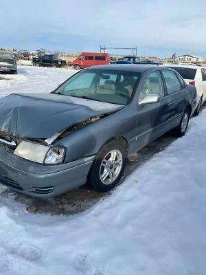 Used Fuel Pump fits: 1999 Toyota Avalon Pump Assembly 6 cylinder Grade A - Image 1 of 4