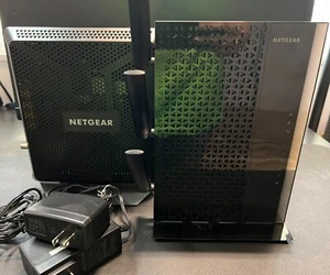 Netgear AC1900 Kabel Wifi Modem Router C700 z kablem zasilającym 10x8x6,50" - Zdjęcie 1 z 8