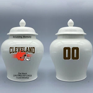 Mittelgroße Keramikurne für Cleveland Browns Fußballmotiv, Wunschtext & Zahl - Bild 1 von 5