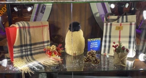 SCATOLA REGALO ABBIGLIAMENTO INVERNALE - Foto 1 di 12