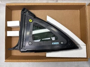 OEM 2020 2021 2022 Tesla Model Y Rear Left Door Quarter Glass Black 1673553-00-B - Picture 1 of 4