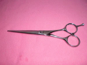 TIJERA DE PELO PELUQUERÍA CORTE DE AFEITAR BORDE BARBERO TALLA 5,5`` - Imagen 1 de 1
