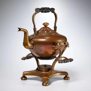 Vintage Kupfer kippbare Teekanne Teekessel auf Brennerständer gedrechselte Holzgriffe - Bild 1 von 7