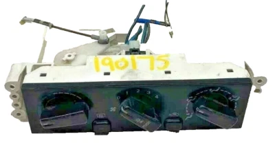 Dodge Stratus 2001-2002 calefacción control de aire acondicionado Foto 1 de 2