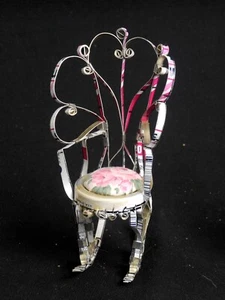 Cojín mecedora victoriana con lata de arte vagabundo rosa asiento acolchado - Imagen 1 de 4