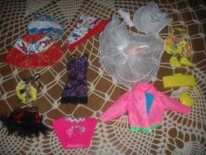 MATTEL'S BARBIE DOLL BARBIE CLOTHES, LOT #33Q - Picture 1 of 3
