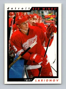 1996-97 Score Igor Larionov Detroit Red Wings #178 - Picture 1 of 2