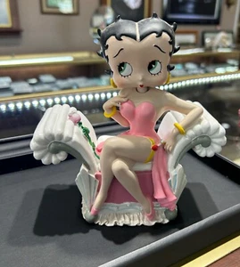 Betty Boop ‘Diva’ Chair Musical Figurine Diamonds are a Girl’s Best Friend 1997 - Picture 1 of 9