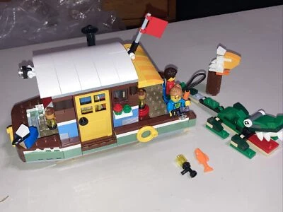 LEGO Creator: Casa flotante Riverside (31093) Minifigura completa retirada cocodrilo Foto 1 de 4