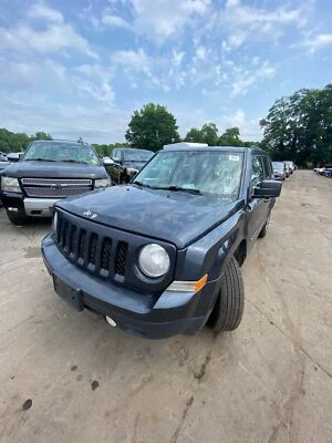 Used Air Cleaner Assembly fits: 2014 Jeep Patriot  Grade C - Image 1 of 4
