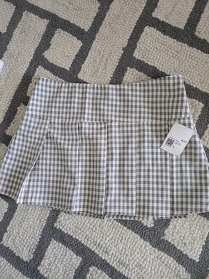 Falda plisada Forever 21 talla grande Foto 1 de 3