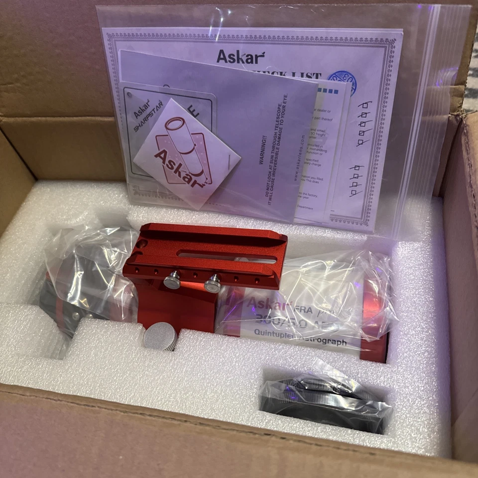 Telescopio astrógrafo de campo plano Askar FRA300 Pro 60 mm f/5 quíntuple Petzval # F Foto 1 de 4