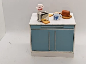 1/12 scale dolls house furniture kit, kitchen unit with opening drawer and doors - Picture 1 of 5