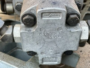 BORG WARNER HYDRAULIC Complete Transmission GEAR PUMP M15S7AH12R 02004 - Picture 1 of 6