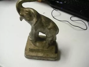 Statuina elefante vintage in ghisa 6"X4" - Foto 1 di 6