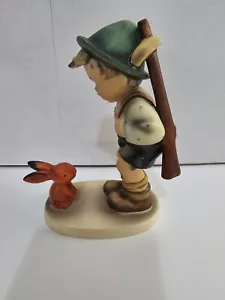 Goebel Hummel #6/0 "Sensitive Hunter" TMK5 - Bild 1 von 6