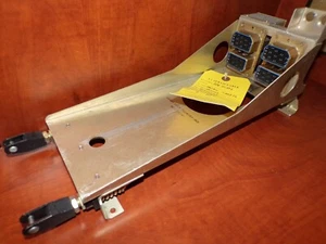 Honeywell 7026797-901 Mounting Tray with Connectors M81659/69A2-0043 - Picture 1 of 5