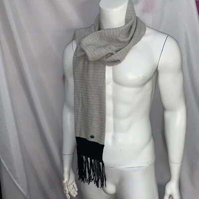 BUFANDA DE CACHEMIR ESCOCESA CHANEL auténtica pre-amada $2800 casi como nueva Foto 1 de 4