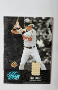 Century Collection Blatt 2005 Material Stoff Position #118 javy Lopez 077/100 - Bild 1 von 2