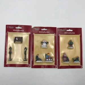 Set of 3 Christmas Winter Cobblestone Village Miniatures Display - Picture 1 of 8