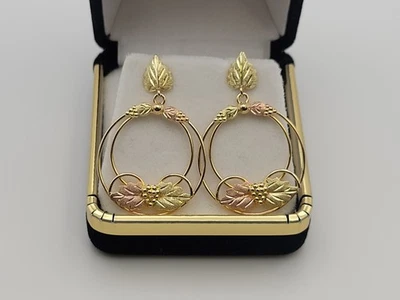 10k Circle Dangle Landstroms Black Hills Gold Leaves & Grapevine Ladies Earrings - Image 1 of 4