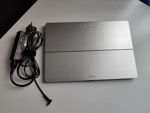 Sony VAIO SVF13NA1UM – 13,3" – Intel i5 – 8GB RAM – 256GB SSD – Akku defekt - Bild 1 von 10