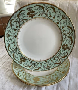 Royal Crown Derby - Darley Abbey - 3 piatti da portata da 10,5" (A) - Foto 1 di 4