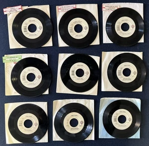 Randy Travis - COLLECTION OF 7" SINGLE - (LOT OF 9 B) / 45 RPM - Picture 1 of 2