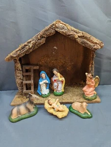Nativity Set Scene Wood Manger Christmas Vintage 8 Peice Set Ceramic Paper Mache - Picture 1 of 9