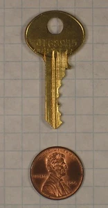 CORBIN PIN TUMBLER CUT KEY #4T68985 (DA PUNTA AD ARCO) DA VUOTO #8618C-R1 - Foto 1 di 2