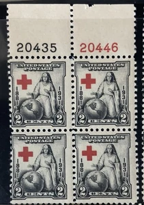 Scott 702, 2c Red Cross, Plate block/4, Top #s20446(R)/20435(B) MNH Free Ship - Picture 1 of 1