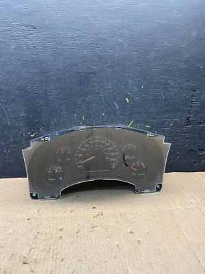 Chevrolet Astro 2000 a 2005 velocímetro calibre clúster ECM R9044 DG Foto 1 de 4