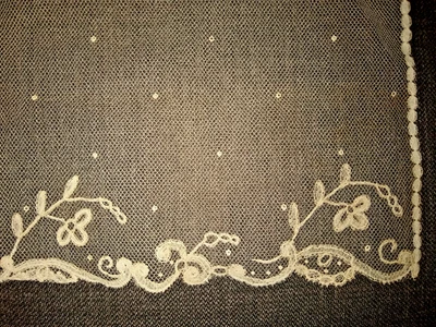 ANTIGUO APLIQUE ENCAJE-HONITON VELO/GORRO/IGLESIA/BODA~NUNCA USADO Foto 1 de 4