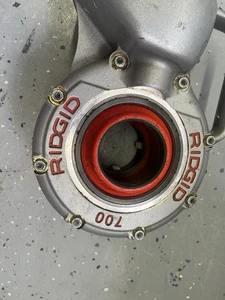 RIDGID 41935 1/8 to 2" Hand Held 26-30 RPM Pipe Threading Machine - Silver - Picture 1 of 6