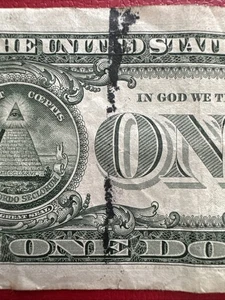 2017 $1 Note Large Ink Smear Error on Rev. Fed Reserve Bank of Chicago, Cir. - Picture 1 of 7