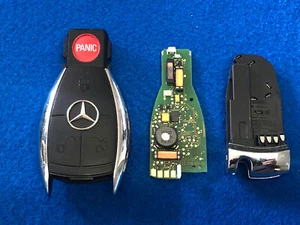 Mercedes Benz Infra Red Chrome Key Keyless Fob OEM IYZ 3317 IYZ3317 220.280.02 - Picture 1 of 9