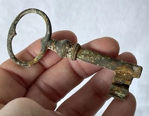 Grande Vintage 8-9 cm Aprox Metal Hierro Esqueleto Llave Adorno Escape Room #492-822 - Imagen 1 de 7