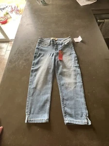 CELEBRITY PINK CAPRIS~Light Blue Shades Denim~Pockets~Stretch~Girls Size 10 - Picture 1 of 4