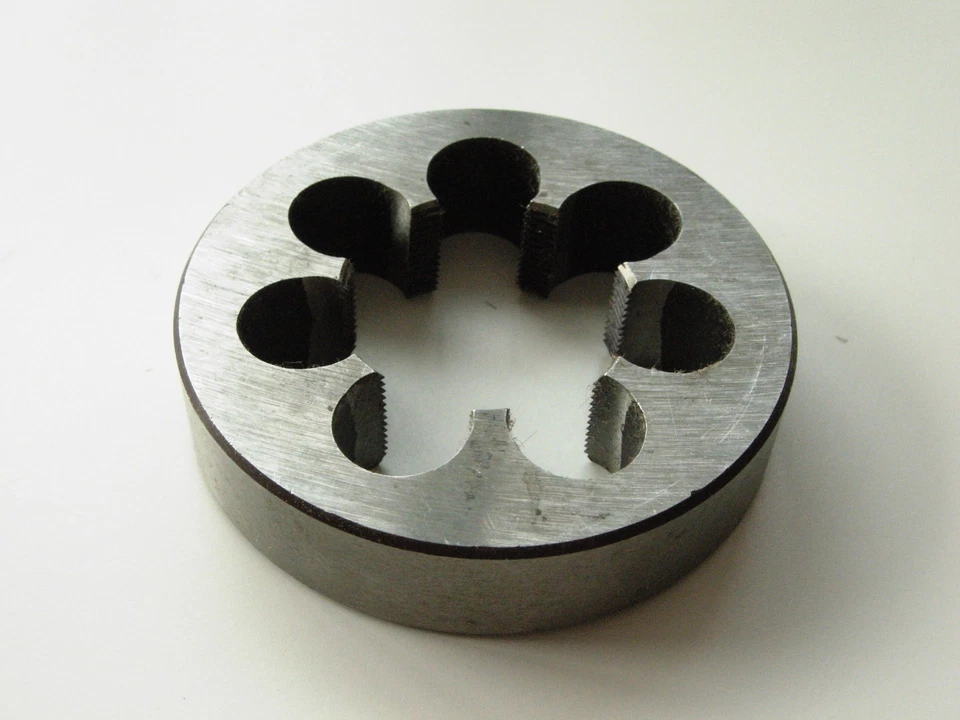 1pcs Metric Right Hand Die M36X2.0mm Dies Threading Tools 36mmX2mm pitch - Image 1 of 4