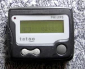 boîtier Tatoo électronique réseaux vintage ancien - fonctionne - Zdjęcie 1 z 2