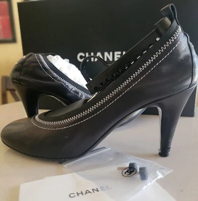 Authentic Chanel Leather Escarpin  Pumps CC Logo – Black/White Size 38.5 - Image 1 of 4
