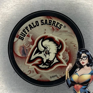 Buffalo Sabres Logo NHL Souvenir Hockey Puck - Picture 1 of 5