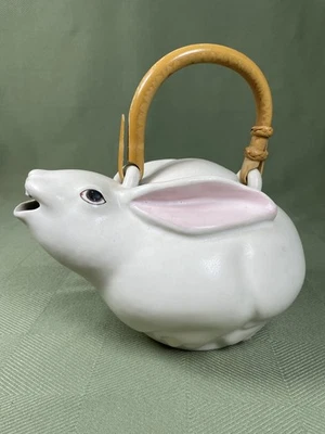 Cute Vintage 1984 Animals & Company Co White Smiling Bunny Rabbit Teapot & Lid - Image 1 of 4